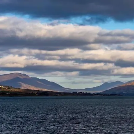 Skellig View Harbour View Sunrise Apartment Portmagee